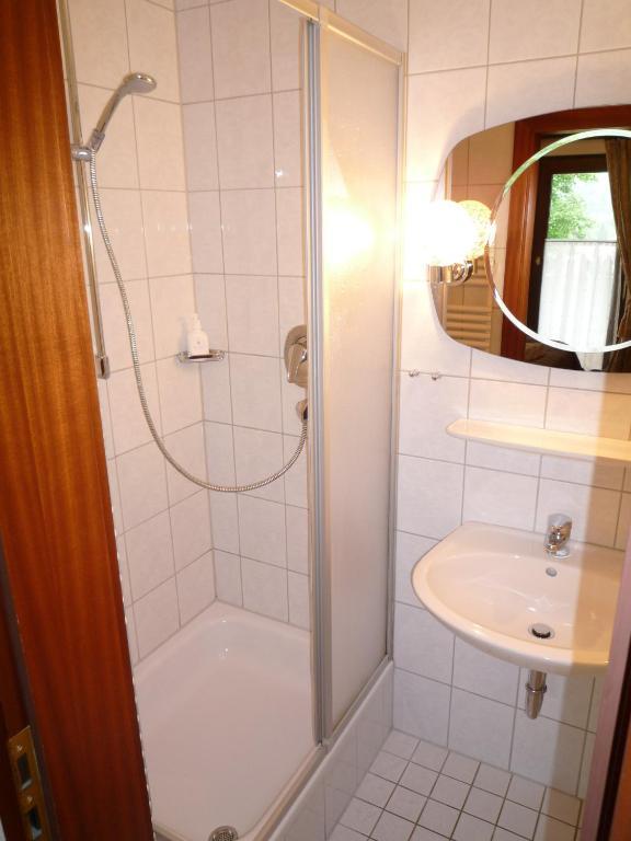 Hotel Garni Zeranka Ruhpolding Pokoj fotografie